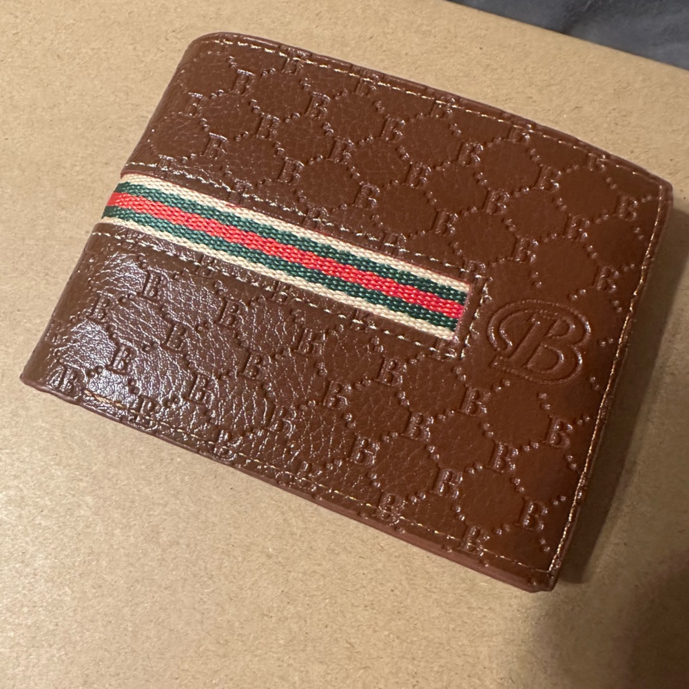 Brand: Magellan
... It has b's all over.